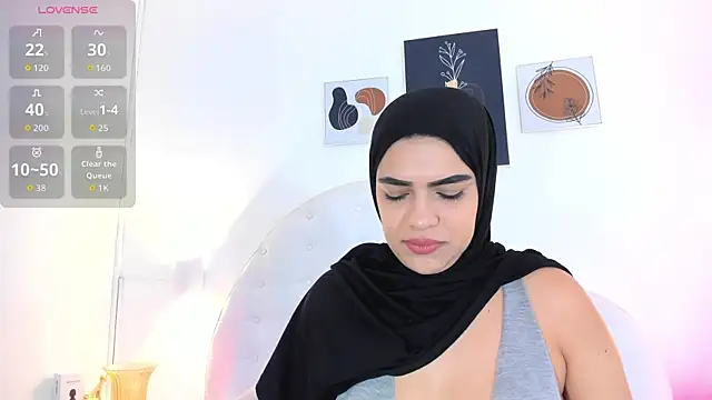 Umarani  online show from November 25, 6:30 pm