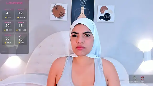 Snapshot of Umarani_ chatting on March 4, 1:12 am Umarani online show from March 4, 1:12 am