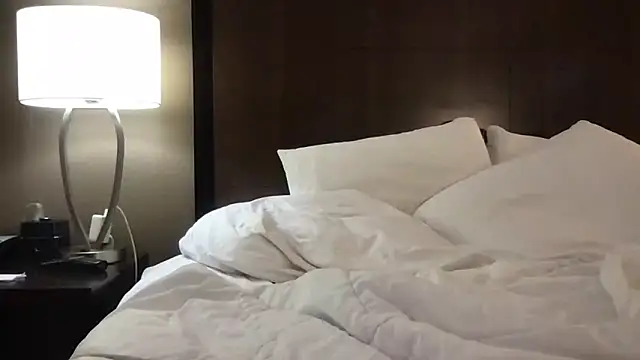 Snapshot of 19bambam87 chatting on March 15, 8:49 pm 19bambam87 online show from March 15, 8:49 pm