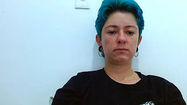 tomboyblue online show from March 15, 12:45 pm