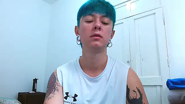 tomboyblue online show from February 12, 3:23 pm