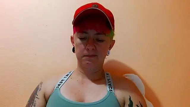 tomboyblue online show from July 29, 2:38 pm