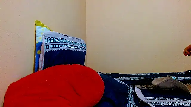 tomboyblue online show from July 22, 4:25 am