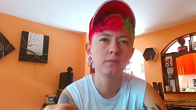 tomboyblue online show from July 13, 8:41 pm