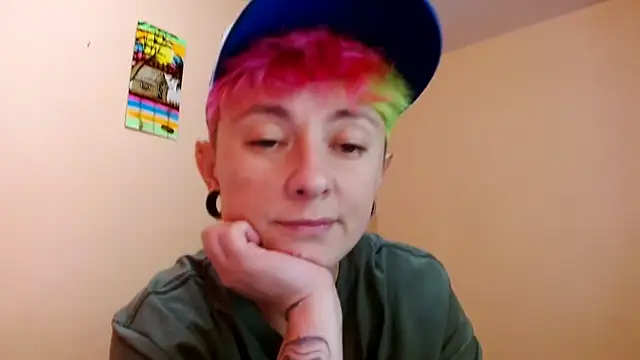 tomboyblue online show from July 17, 9:12 pm
