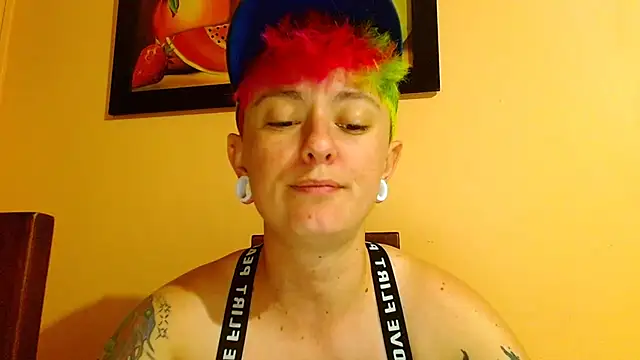 tomboyblue online show from July 9, 2:23 am