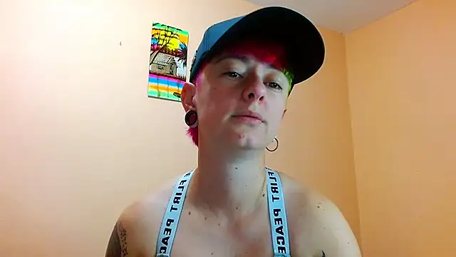 tomboyblue online show from July 19, 10:45 am
