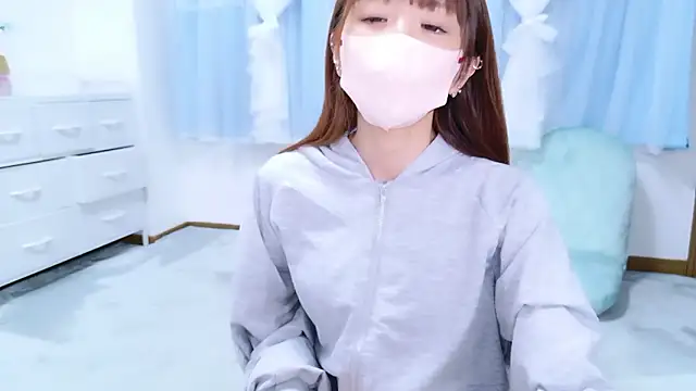 Snapshot of shihori_s2 chatting on November 5, 12:08 pm shihori s2 online show from November 5, 12:08 pm