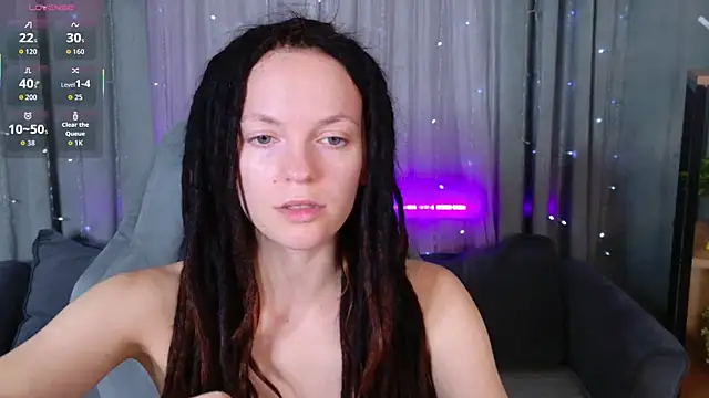 CoreyJane online show from August 7, 4:40 am