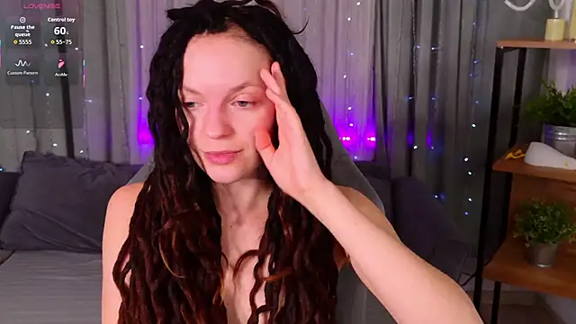 CoreyJane online show from May 26, 4:43 am