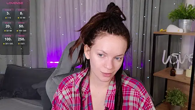 CoreyJane online show from November 5, 4:37 am