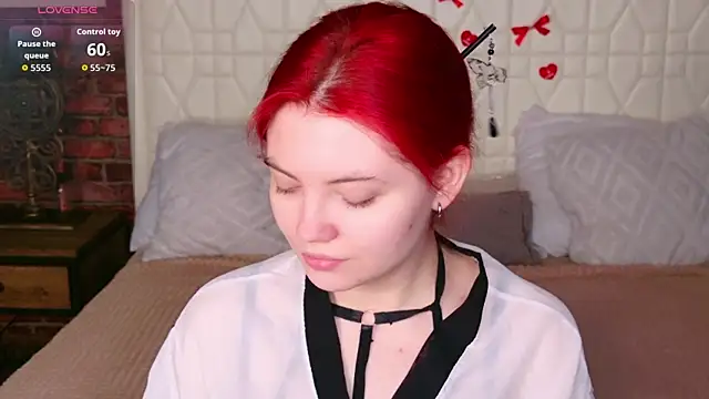 Lisa Adam online show from February 27, 6:08 pm