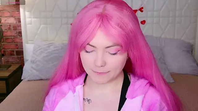 Lisa Adam online show from March 24, 6:08 pm