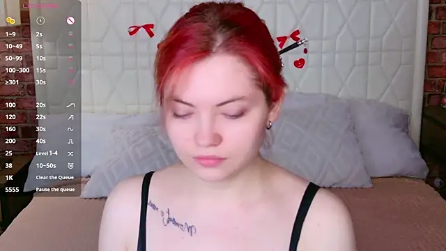 Lisa Adam online show from March 27, 6:09 pm