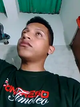 Fuenmayor40 online show from December 15, 5:24 am