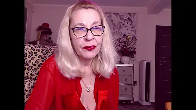 HornyMilf 555 online show from January 11, 1:29 pm