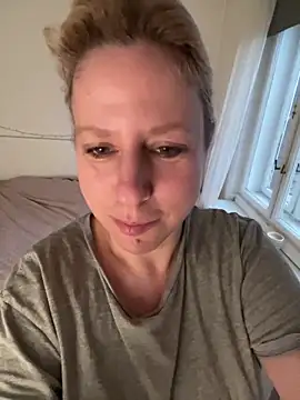 MariaValentine online show from February 11, 6:02 am