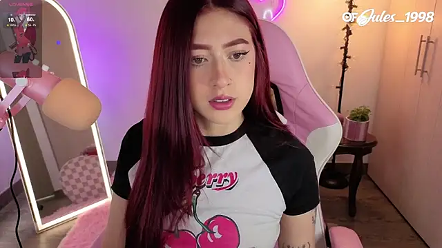 violet ch online show from April 17, 6:44 pm