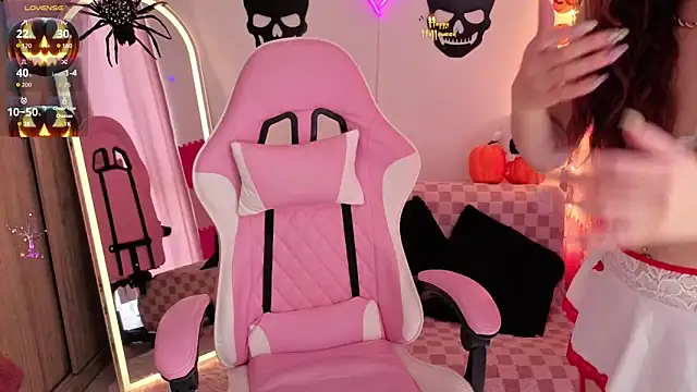 violet ch online show from October 27, 5:47 pm