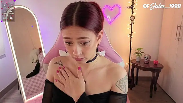 violet ch online show from March 3, 5:31 pm