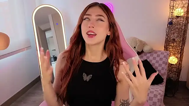 violet ch online show from November 26, 7:03 pm