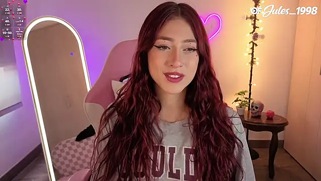 violet ch online show from March 10, 6:12 pm