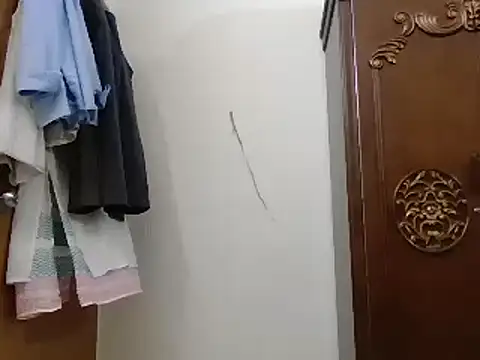 desiboyasif online show from October 19, 4:43 pm