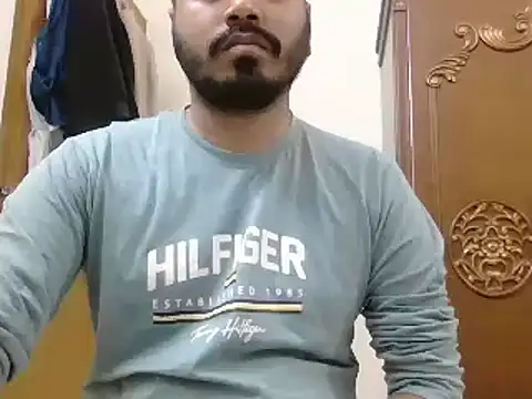 desiboyasif online show from December 3, 5:56 pm