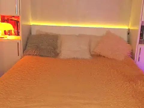 Snapshot of Leaaaaaaaaa chatting on September 22, 6:58 pm Leaaaaaaaaa online show from September 22, 6:58 pm