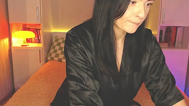 Snapshot of Leaaaaaaaaa chatting on November 4, 6:11 pm Leaaaaaaaaa online show from November 4, 6:11 pm