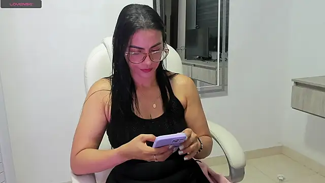 dahian carter online show from October 25, 1:01 pm