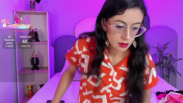 SophieGomez22 online show from October 5, 11:23 am