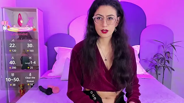 SophieGomez22 online show from December 1, 11:11 am