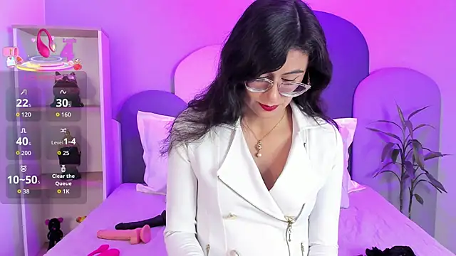 SophieGomez22 online show from November 12, 11:36 am