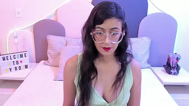 SophieGomez22 online show from March 17, 11:42 am