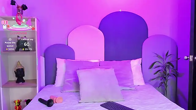 SophieGomez22 online show from October 10, 11:33 am