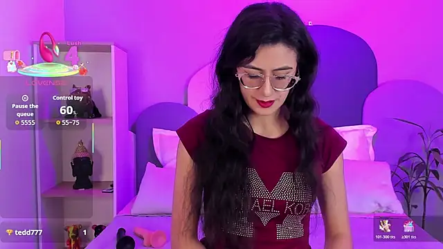 SophieGomez22 online show from November 28, 11:21 am