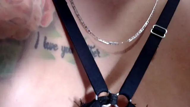 SOPHIA SQUIRTPUSSY online show from April 25, 3:20 am