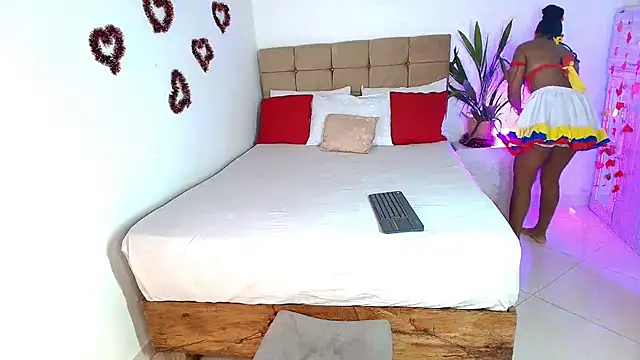 PaoL22 online show from February 20, 3:56 am