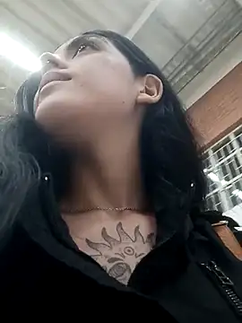 Snapshot of Mazikeen-- chatting on March 21, 11:34 pm Mazikeen-- online show from March 21, 11:34 pm