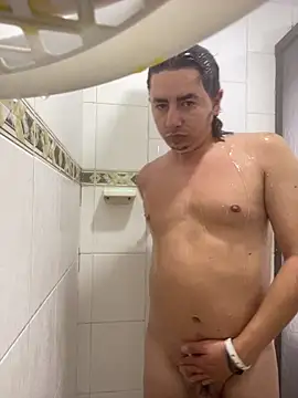 Snapshot of DanielGomez9 chatting on October 29, 12:59 pm DanielGomez9 online show from October 29, 12:59 pm