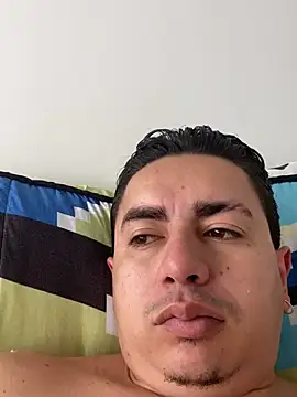 Snapshot of DanielGomez9 chatting on March 13, 12:56 pm DanielGomez9 online show from March 13, 12:56 pm