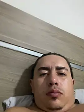 DanielGomez9 online show from March 7, 5:25 am