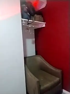 Snapshot of Puffgettingstuffed chatting on October 1, 12:20 pm Puffgettingstuffed online show from October 1, 12:20 pm