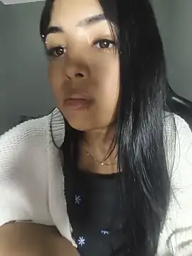 Livia Diaz online show from May 16, 2:10 am