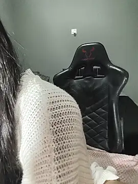 Livia Diaz online show from May 15, 1:47 am