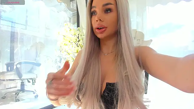 Russian Ava online show from April 18, 7:33 am