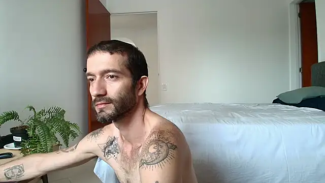 Snapshot of ALEJANDRO_BIGCOCK chatting on July 4, 5:50 pm ALEJANDRO BIGCOCK online show from July 4, 5:50 pm
