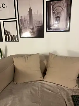 Eva Gonzalez online show from September 19, 11:53 pm