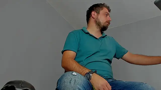 Snapshot of Master_Mark_Wayne chatting on October 31, 11:29 am Master Mark Wayne online show from October 31, 11:29 am